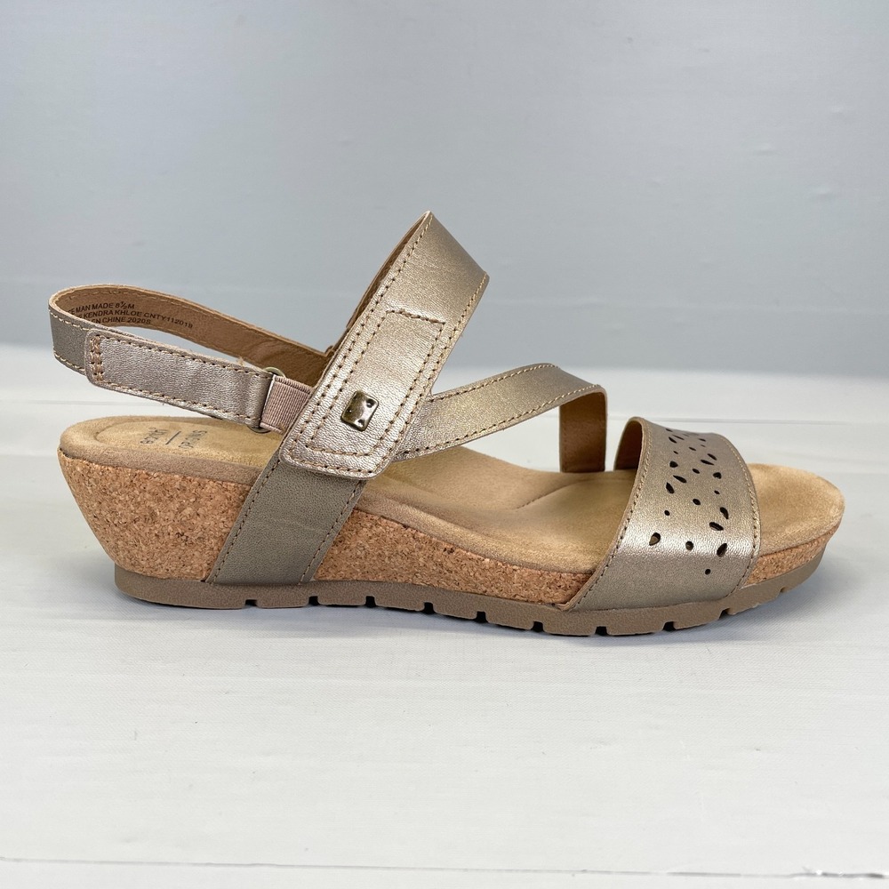 Earth Origins Kendra Khloe Wedge Sandals Womens Size 8.5 M Pewter Leather Shoes